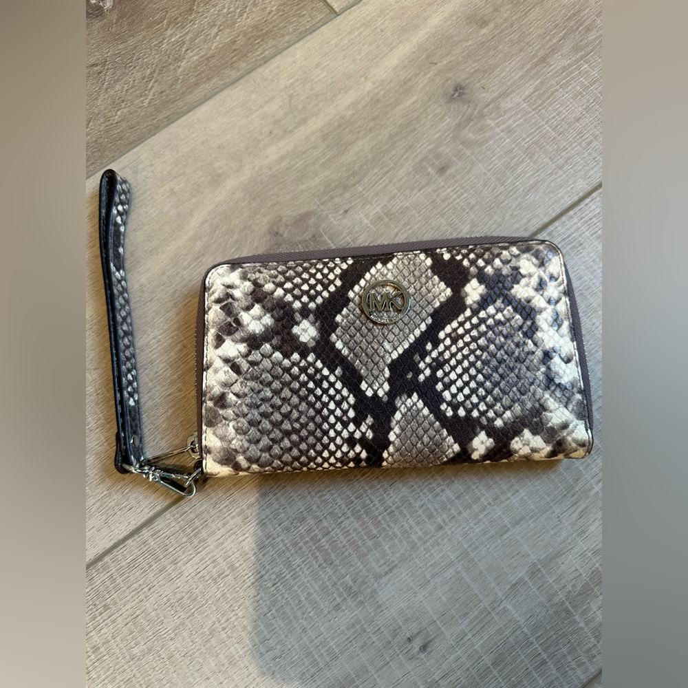 Michael Kors Snakeskin Wallet/wristlet